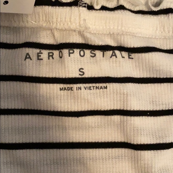 Aeropostale off the shoulder top - Picture 2 of 3